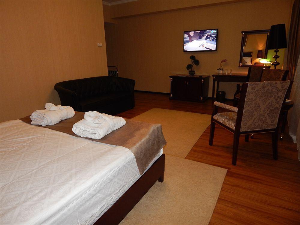 Reikartz Park Astana Ex-Royal Park Hotel & Spa Εξωτερικό φωτογραφία
