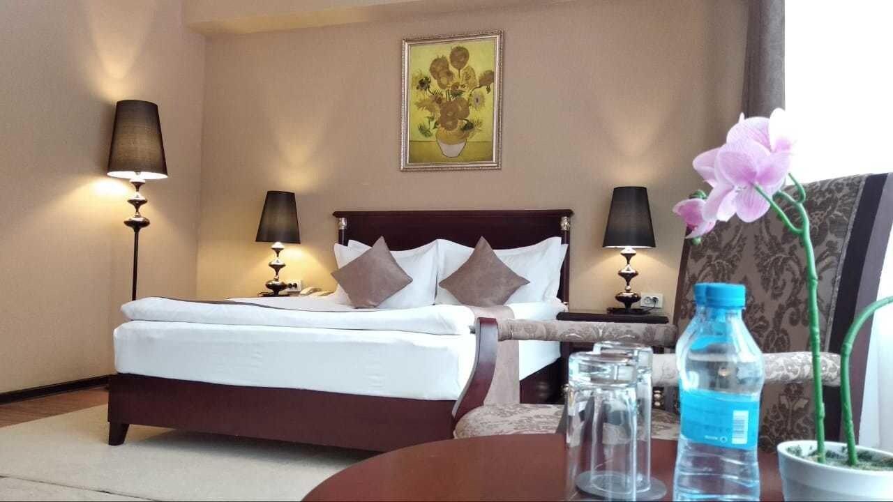 Reikartz Park Astana Ex-Royal Park Hotel & Spa Εξωτερικό φωτογραφία