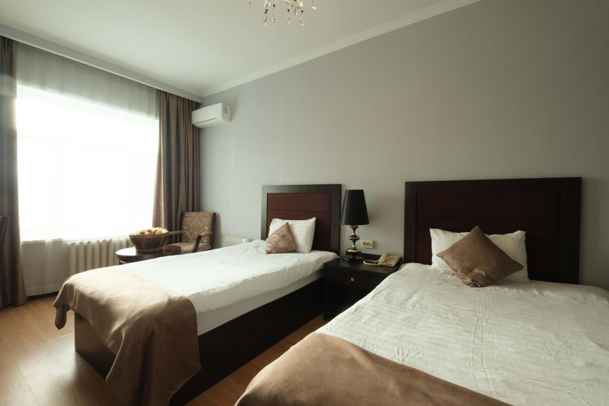 Reikartz Park Astana Ex-Royal Park Hotel & Spa Εξωτερικό φωτογραφία
