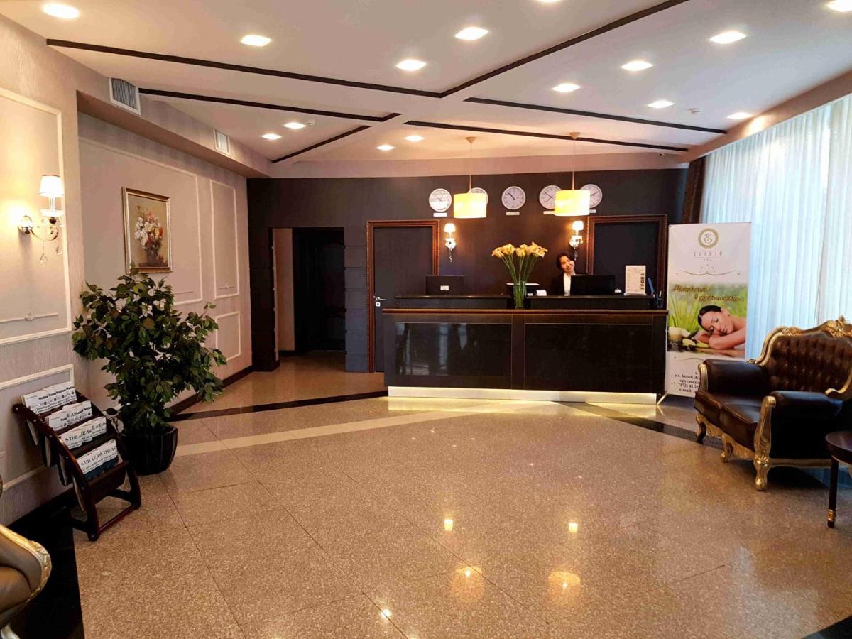 Reikartz Park Astana Ex-Royal Park Hotel & Spa Εξωτερικό φωτογραφία